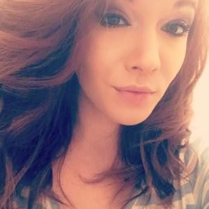 Meet your Posher, Aly